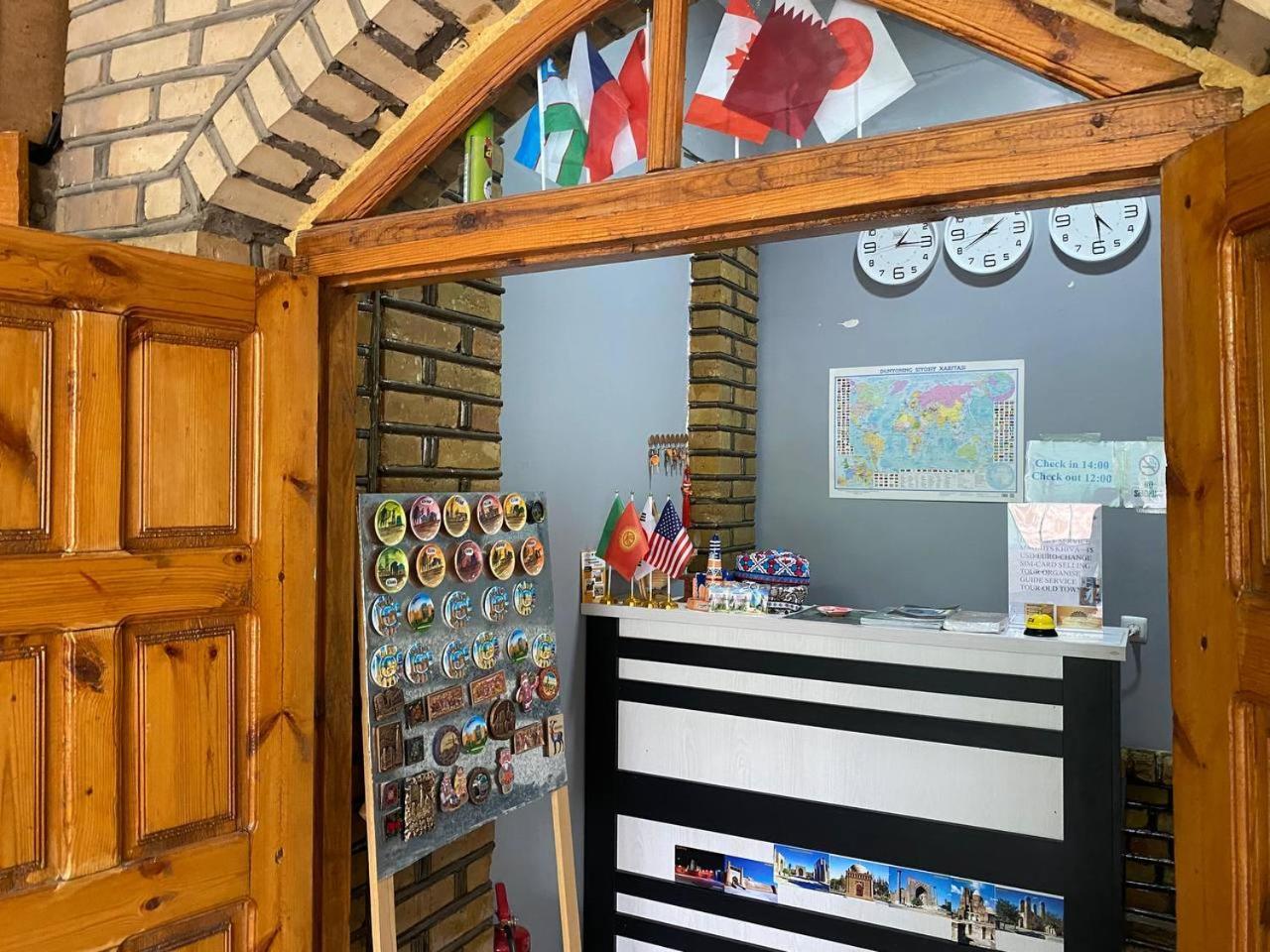 Central Park Hostel Khiva Buitenkant foto