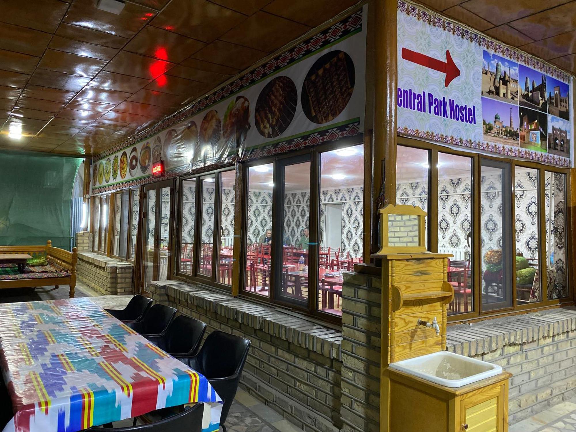 Central Park Hostel Khiva Buitenkant foto