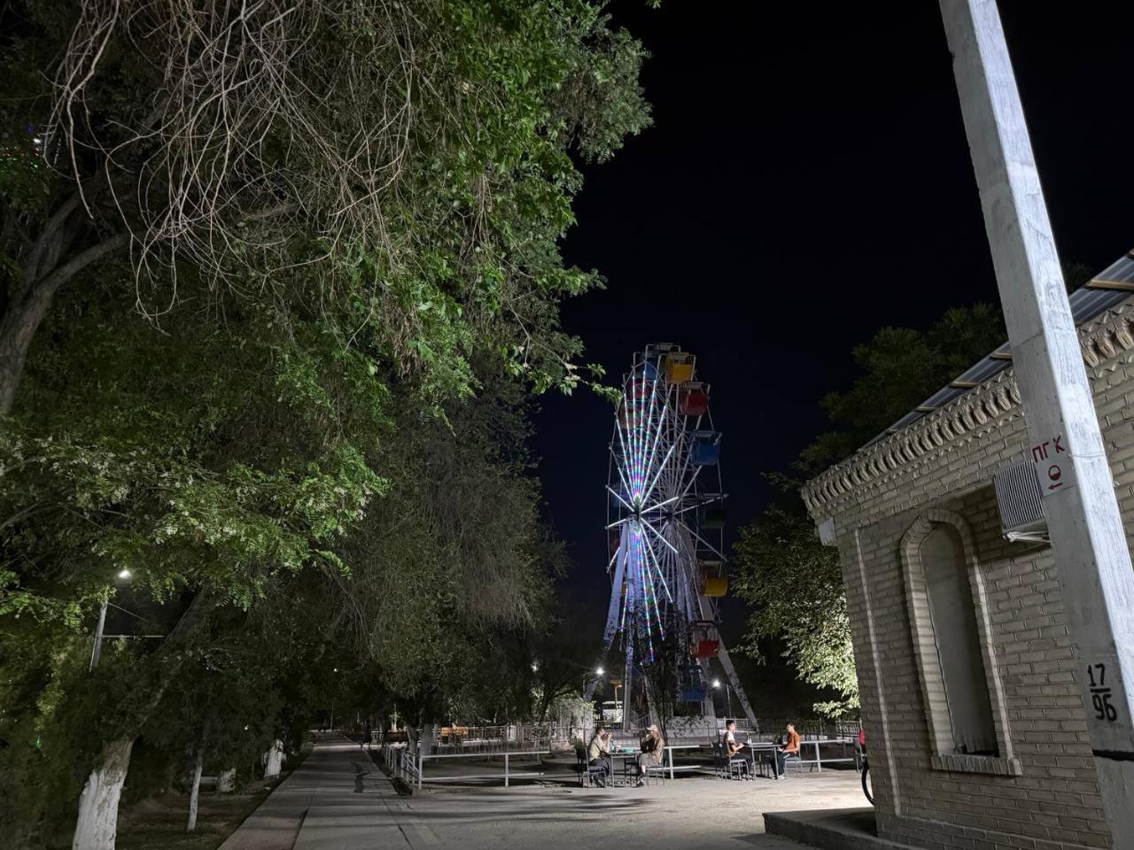 Central Park Hostel Khiva Buitenkant foto