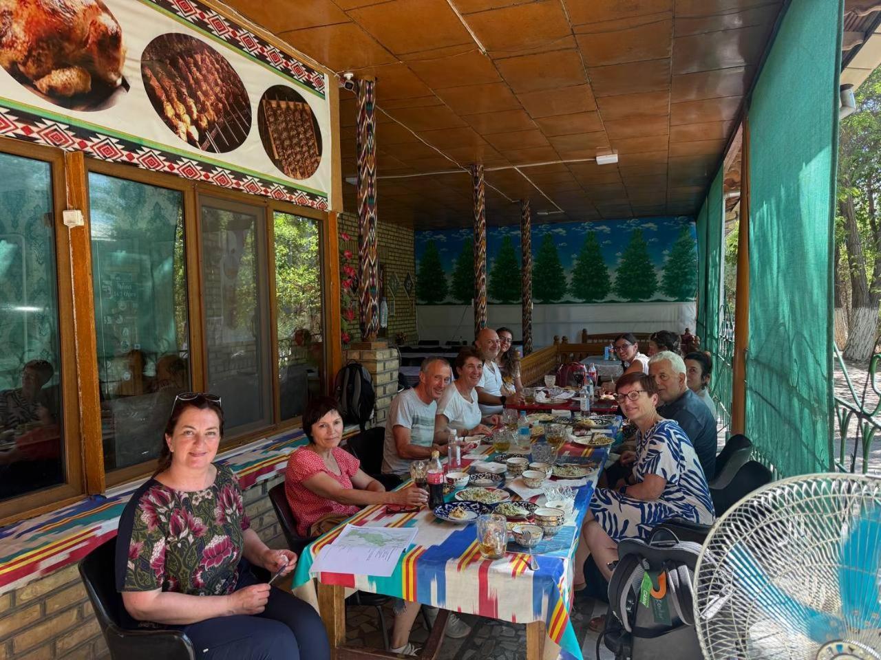 Central Park Hostel Khiva Buitenkant foto