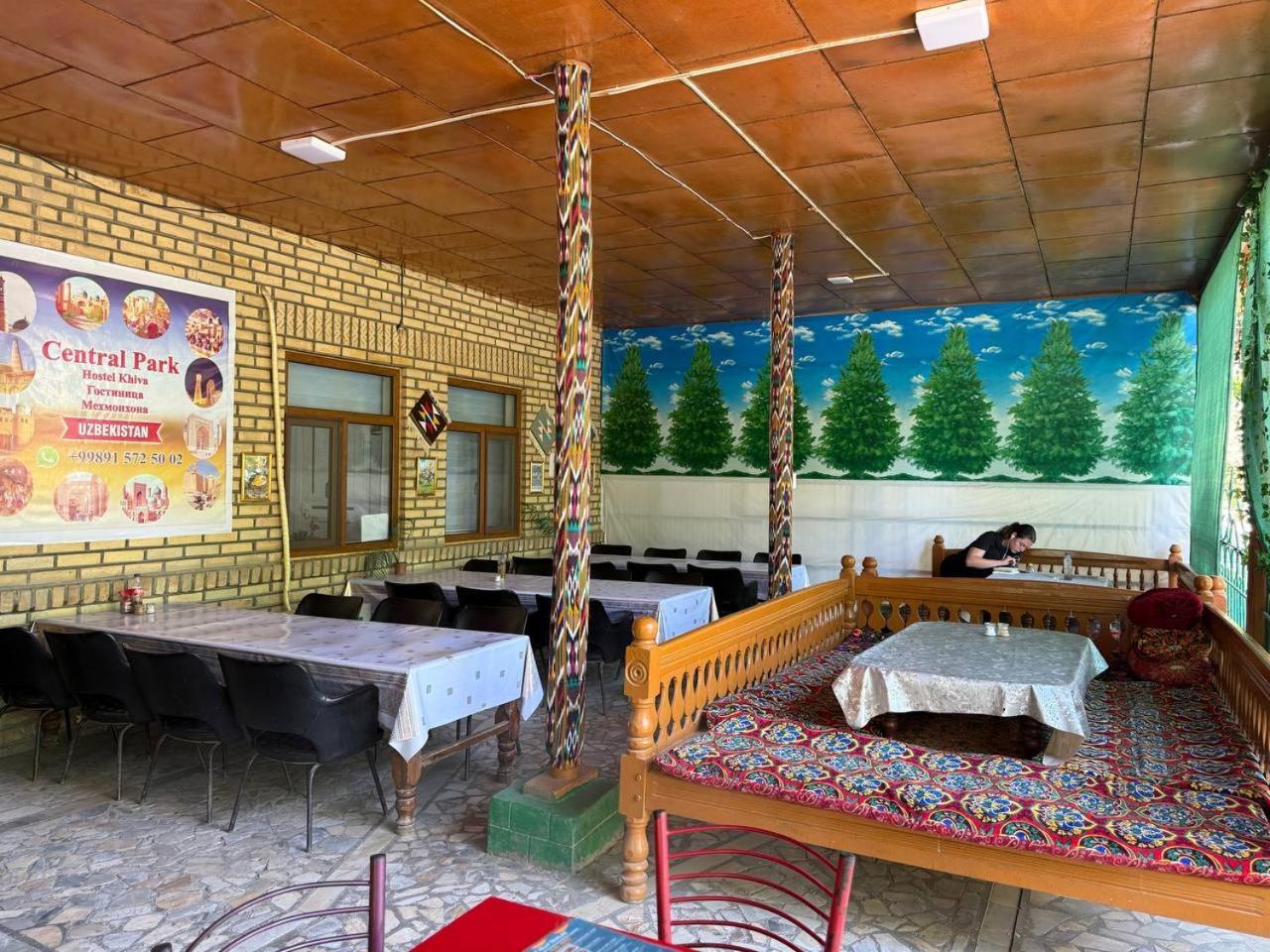 Central Park Hostel Khiva Buitenkant foto